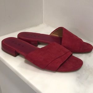 Zara Slides